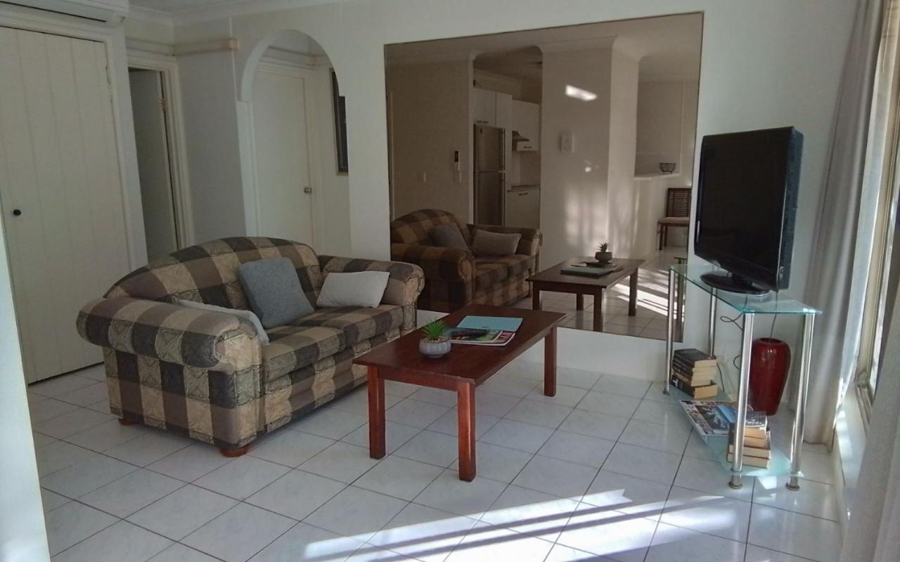 Hibiscus On The Beach Gold Coast Exterior photo