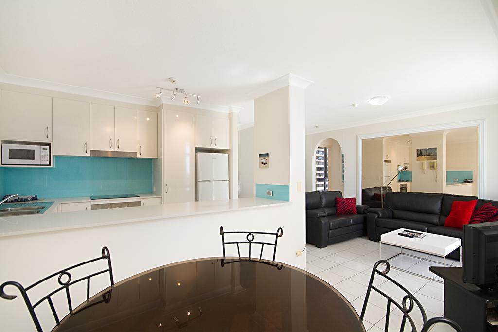 Hibiscus On The Beach Gold Coast Exterior photo