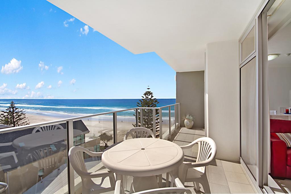 Hibiscus On The Beach Gold Coast Exterior photo