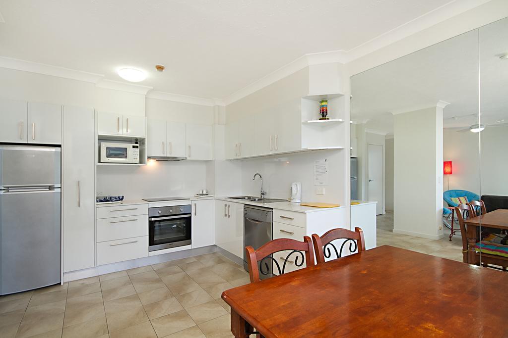 Hibiscus On The Beach Gold Coast Exterior photo