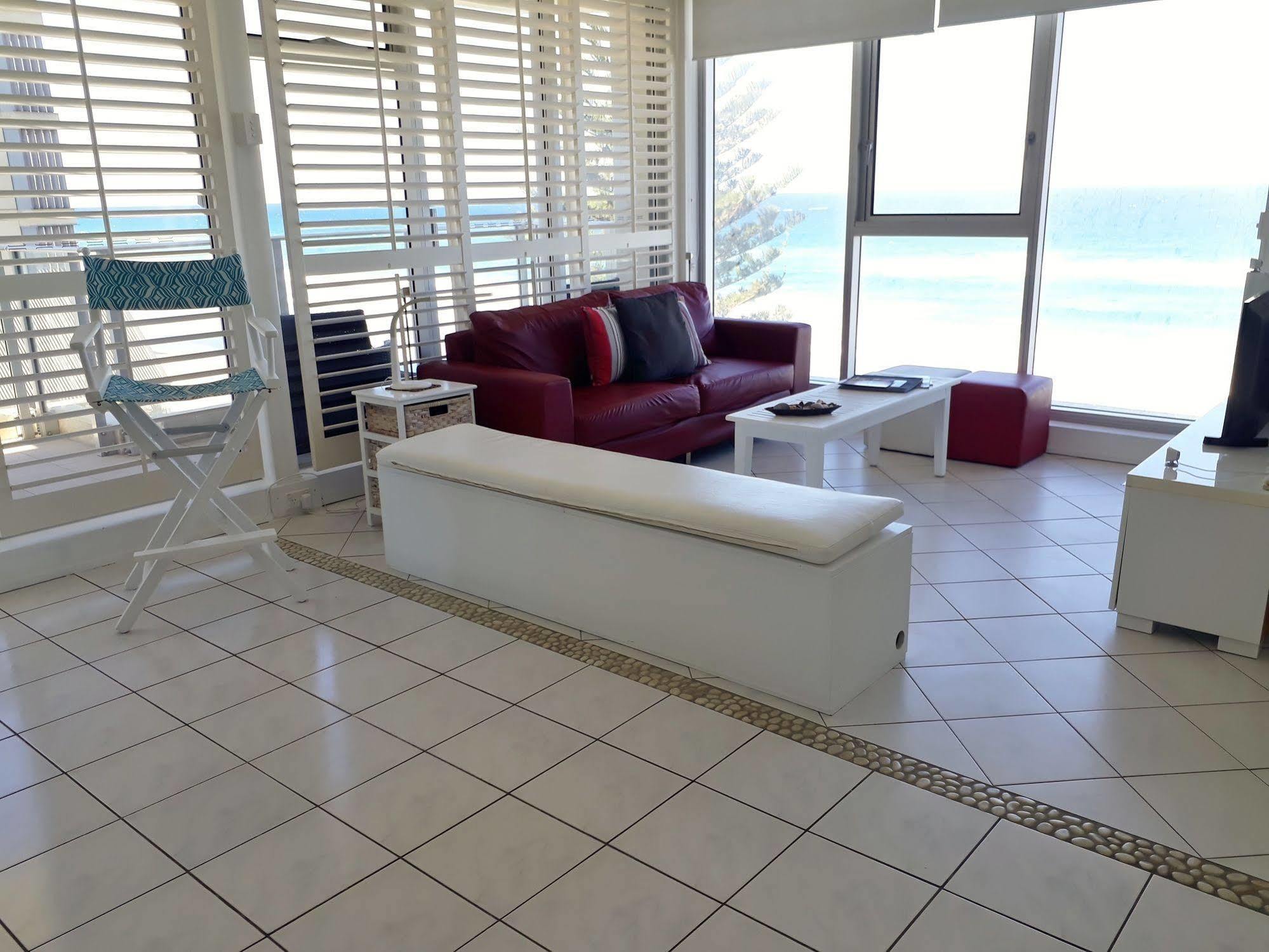 Hibiscus On The Beach Gold Coast Exterior photo