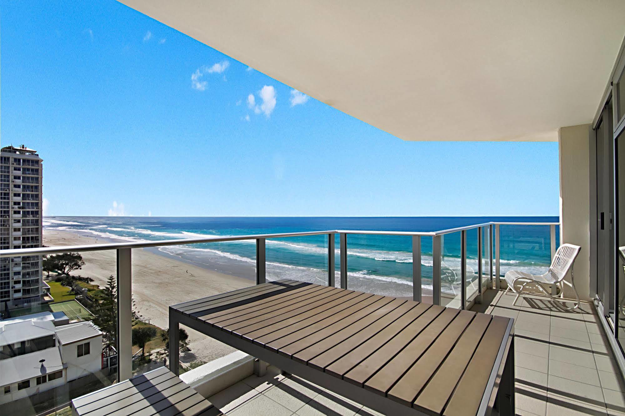 Hibiscus On The Beach Gold Coast Exterior photo