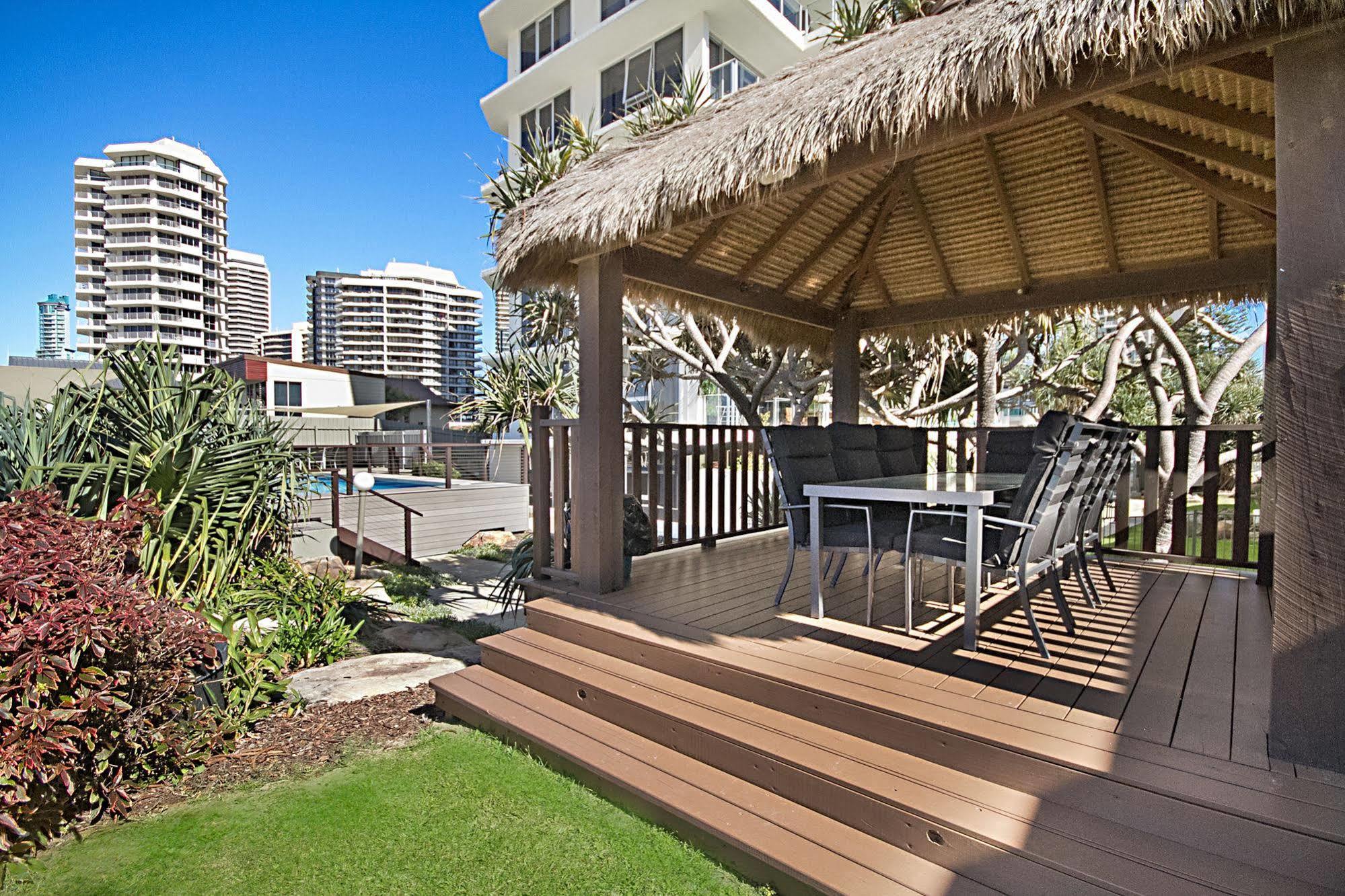 Hibiscus On The Beach Gold Coast Exterior photo